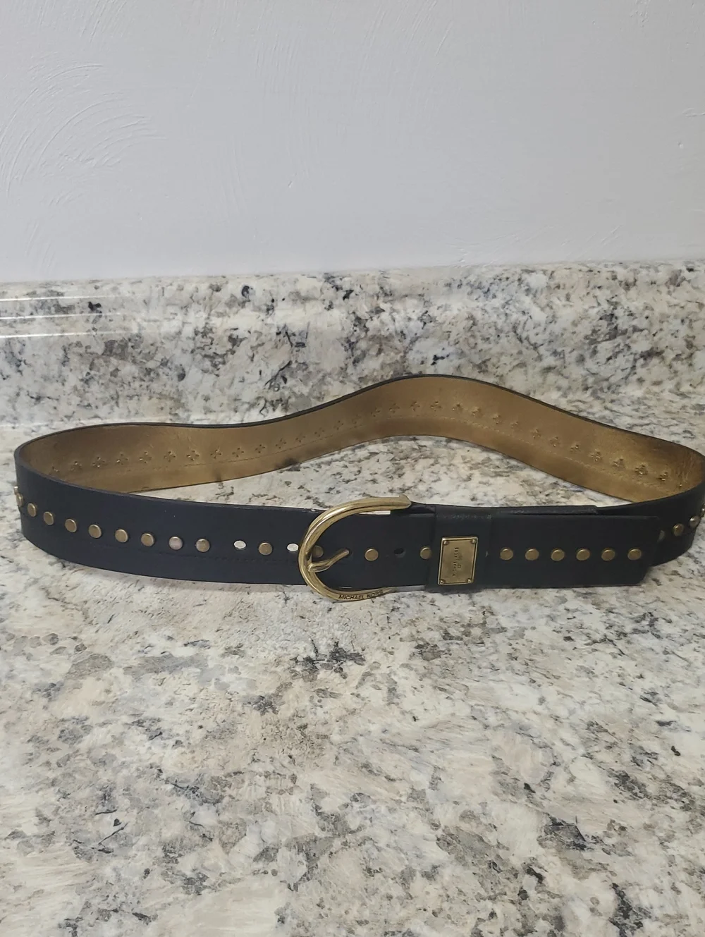 MICHAEL KORS  Black Leather Women's Belt with Gold-Tone Hardware